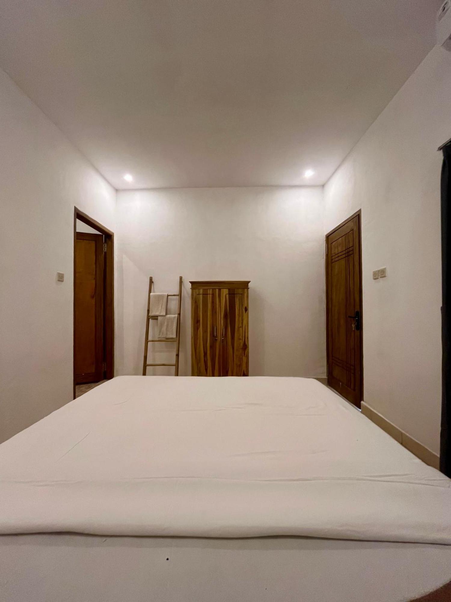 Roby Homestay Kuta  Exterior foto