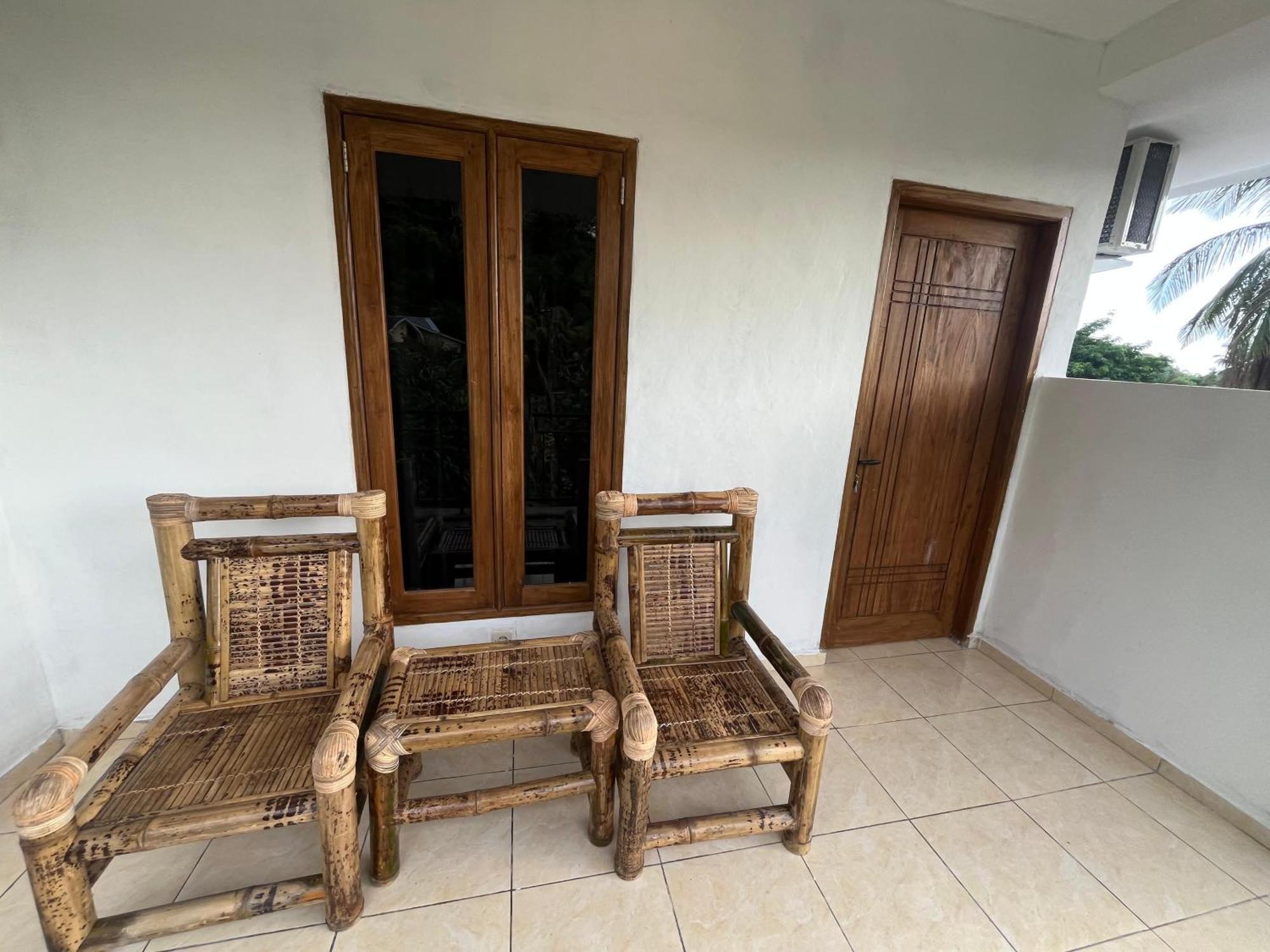 Roby Homestay Kuta  Exterior foto
